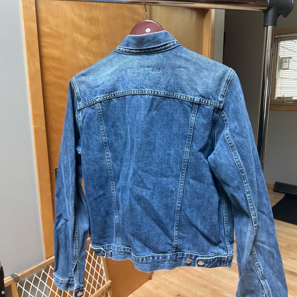 Gap Classic Denim Jacket - image 5